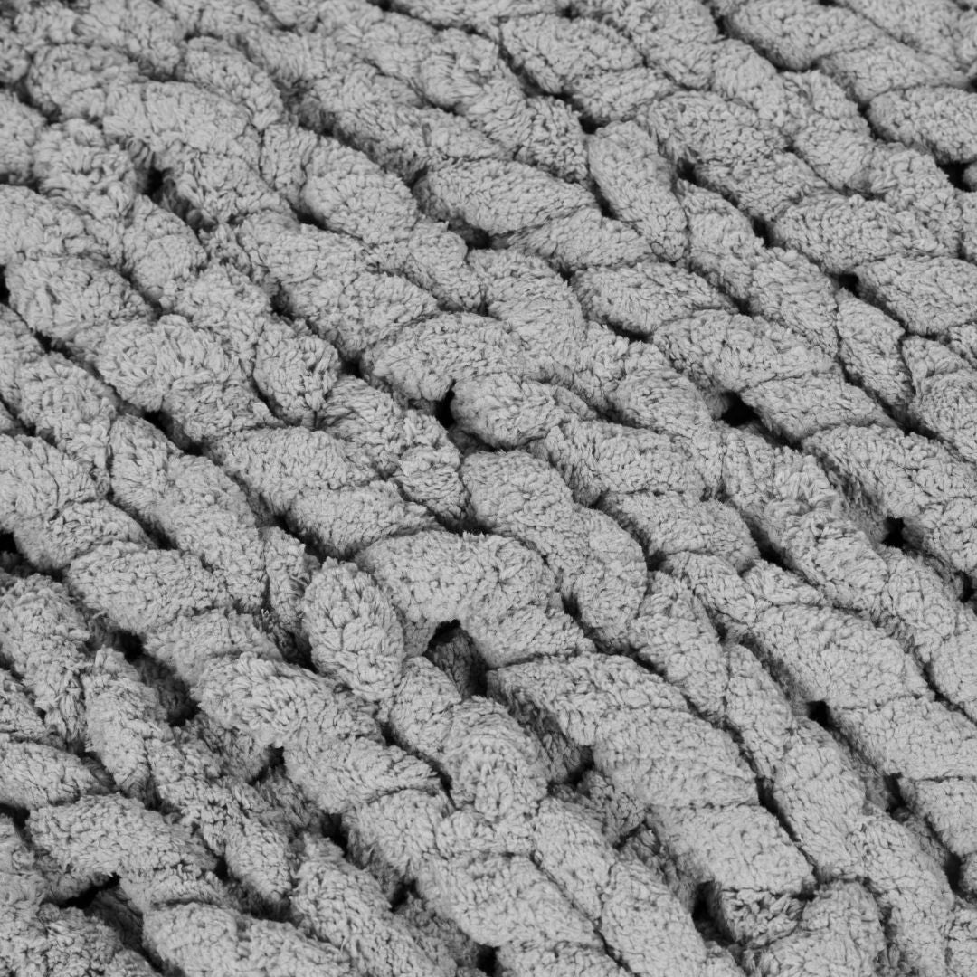 Handgestrickte Chenille Kuscheldecke - KomfortKissen.de